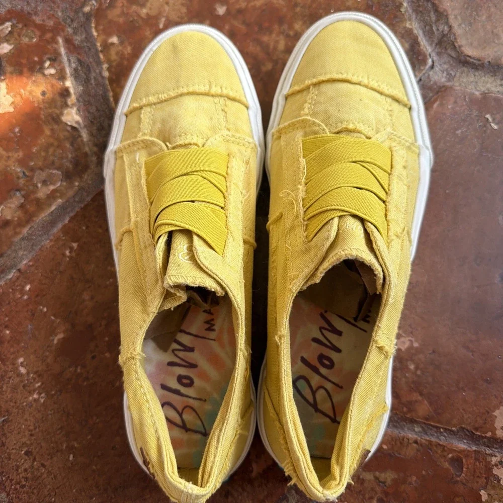 Blowfish Marley Women's Sneaker Yellow Slip On Frayed Edges 6.5